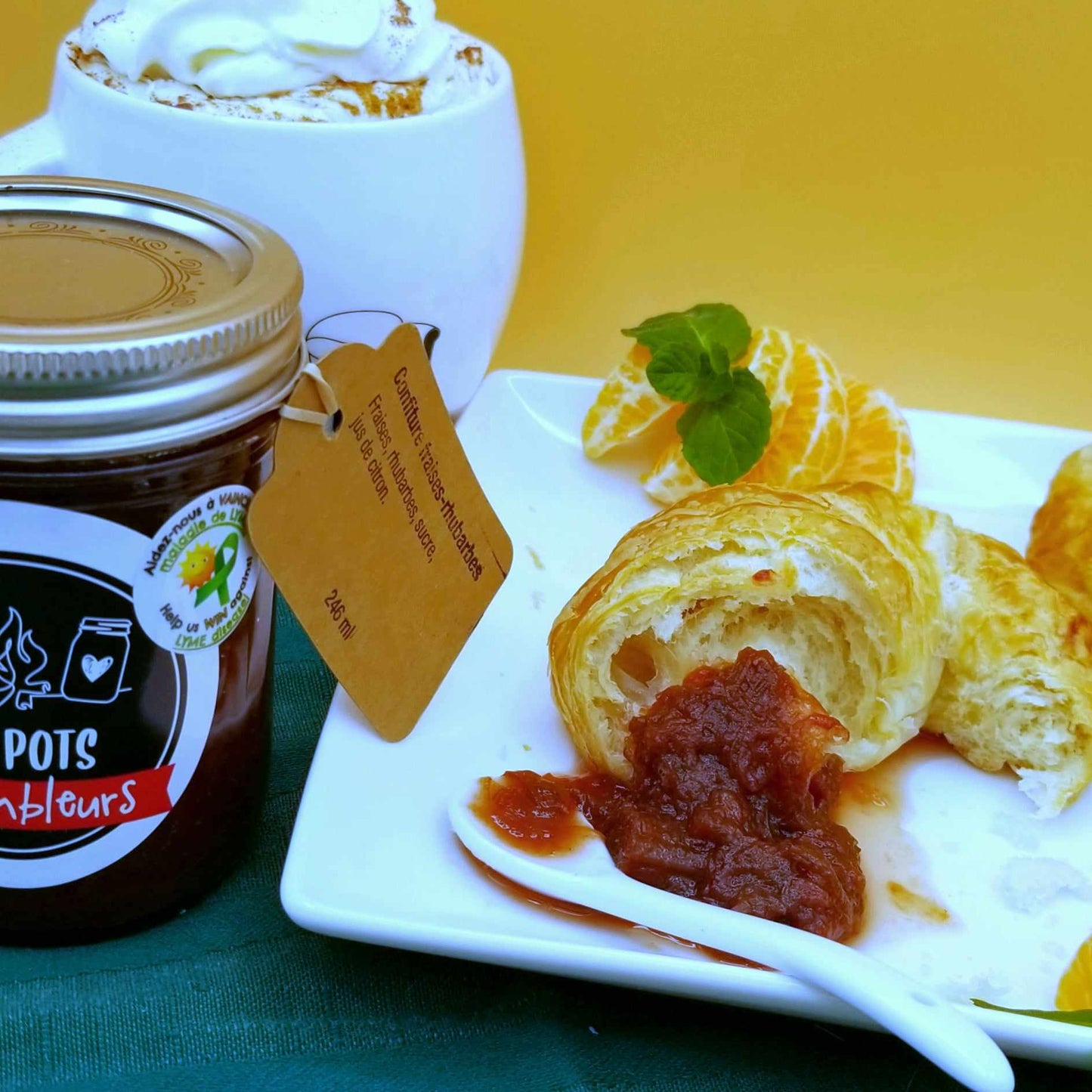 Strawberry & Rhubarb Jam 246 ml.
